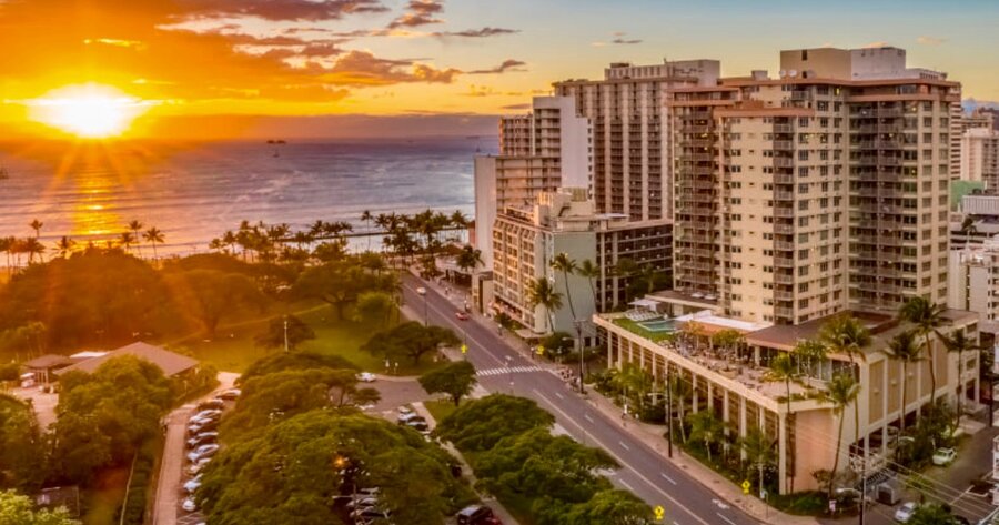 Best Oahu Hotels for Snorkeling