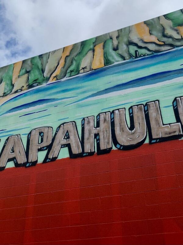 Kapahulu Avenue Honolulu - What's on Kapahulu